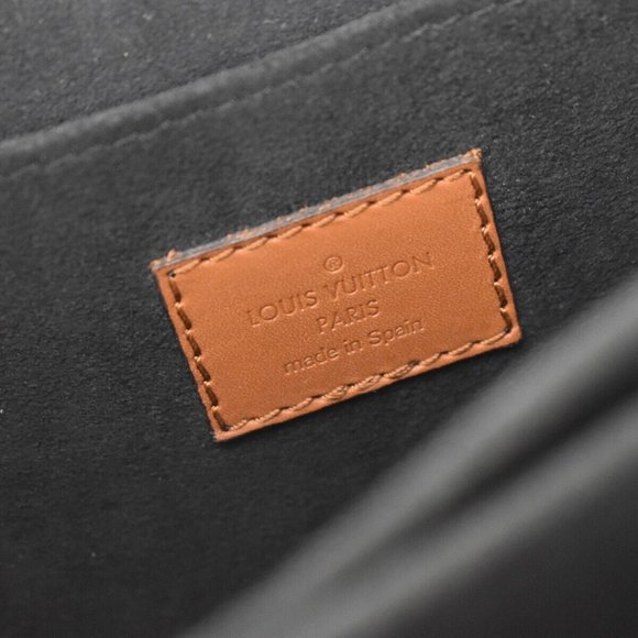 Auth LOUIS VUITTON LV Dauphine MM Shoulder Bag Monogram Reverse Brown - Picture 4 of 16